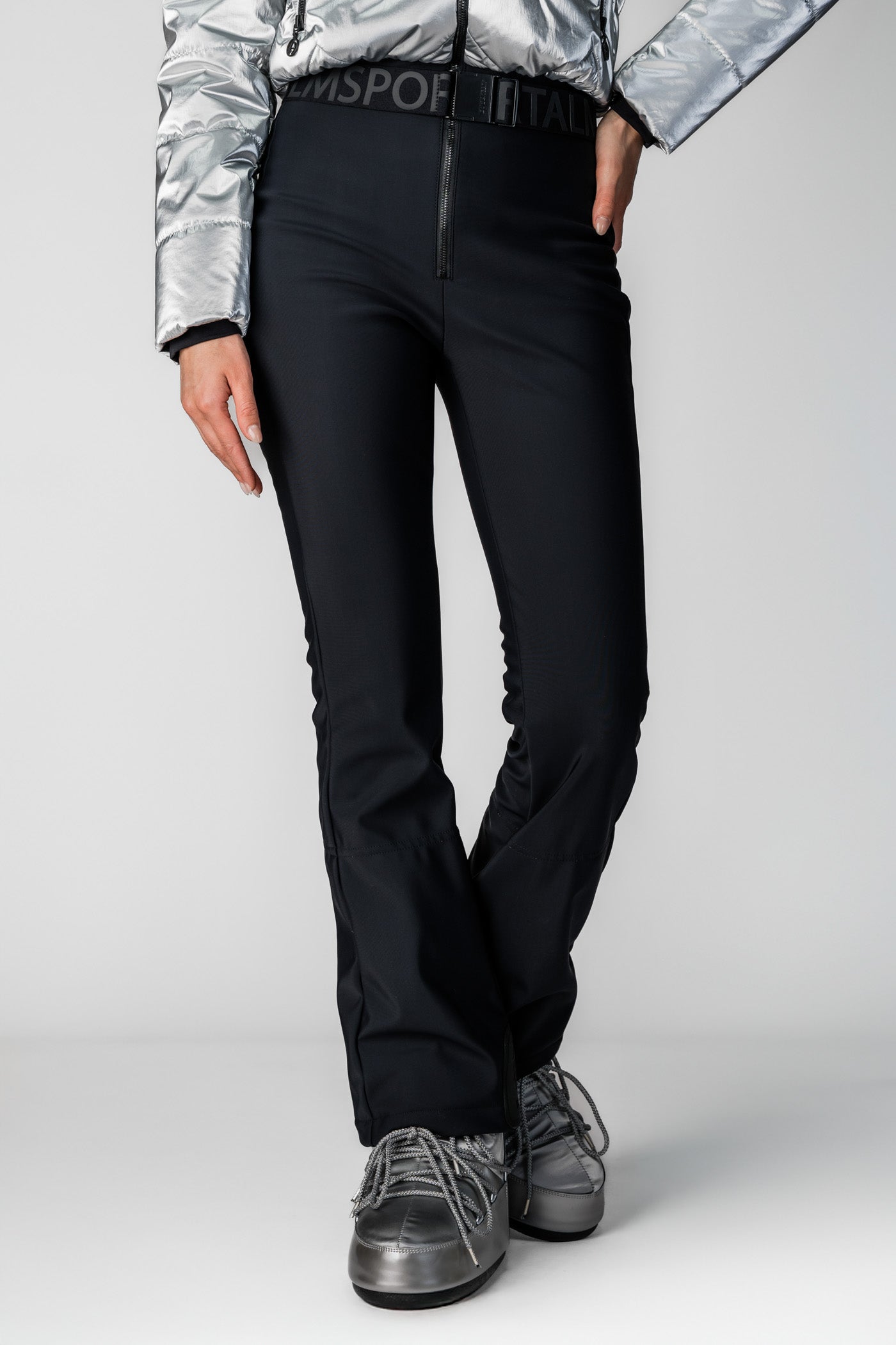 Srebrny kombinezon narciarski Munich CH