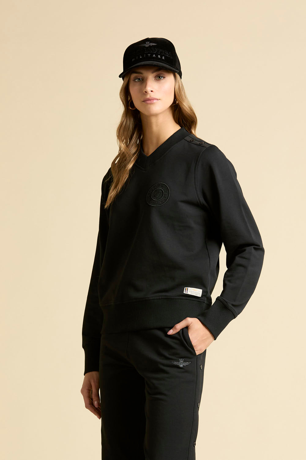 Czarna bluza damska
