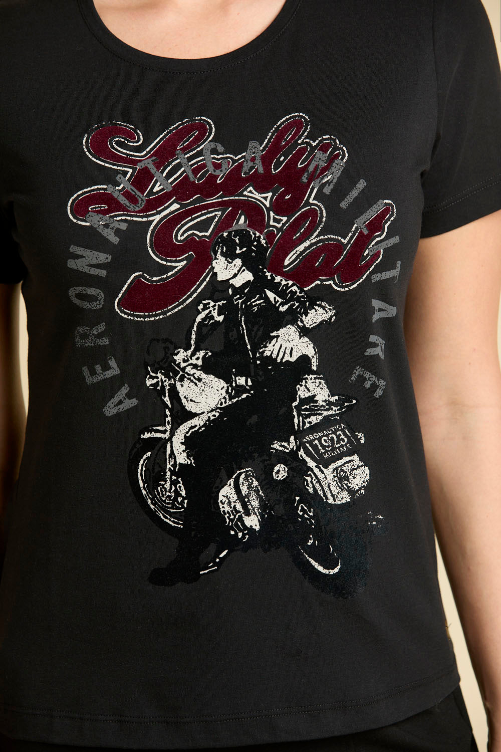 Czarny T-shirt Pilotessa