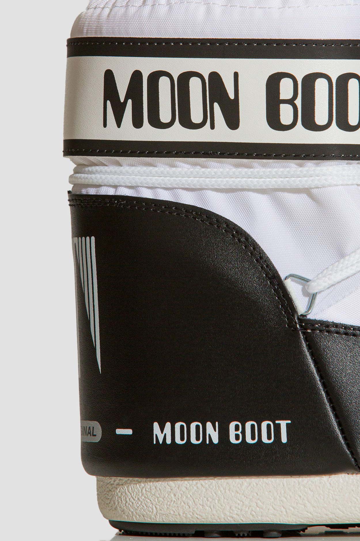 Moon Boot ICON LOW NYLON Snow Boots